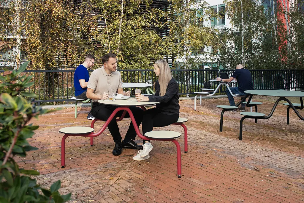 streetpark-piknikovy-set-gauss.webp