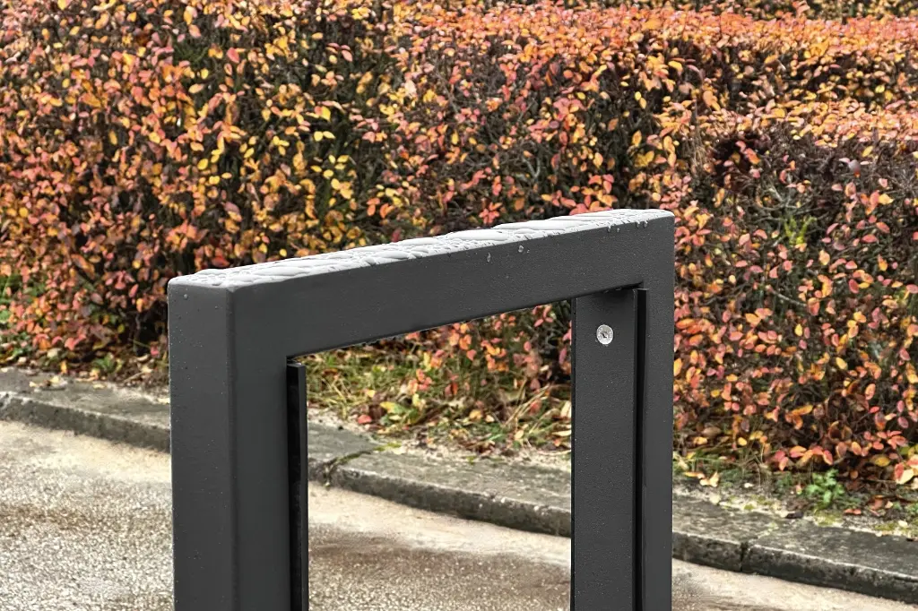 streetpark-stojan-na-kola-TOMI.webp