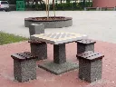 stol-betonowy-kwadratowy-do-gry-w-szachy-model-519.jpg.webp