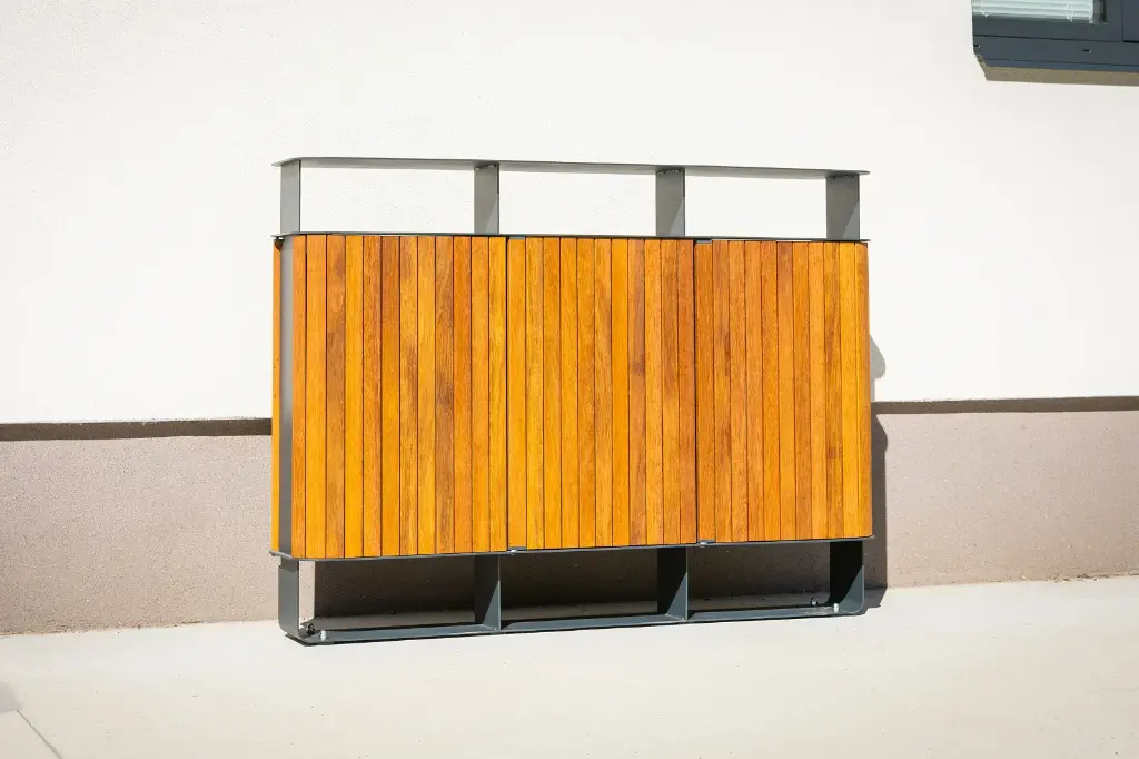 Cestino Stadium con posacenere per raccolta differenziata