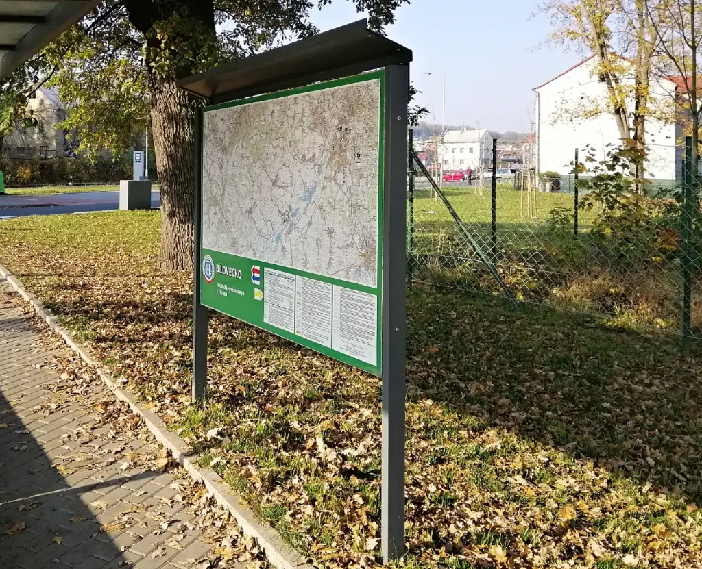 [UNI12b] Pannello informativo UNITAB con tetto / acciaio zincato + verniciato a polvere (cm. 180x120h.)