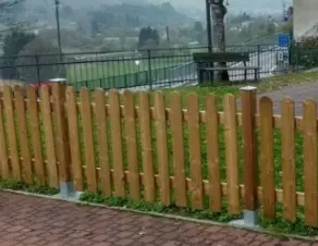 Recinzione in legno RC049