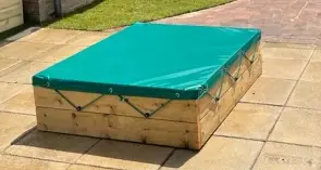 Sabbiera con copertura in PVC