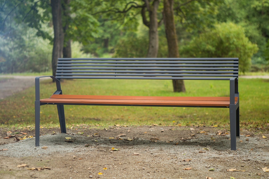 [LBG21b-60t] Panchina BERGA 600mm / schienale da barre d'acciaio / acciaio zincato + verniciato a polvere / sedile legno tropical