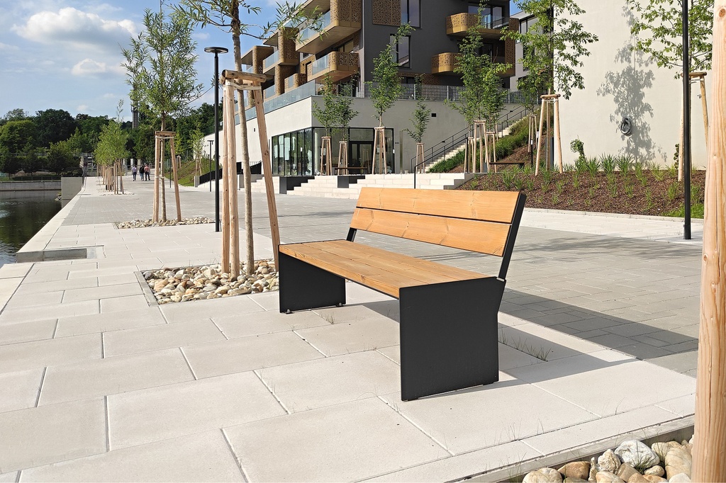 [LEK1b-180s] Panchina EKTA 1800mm / acciaio zincato + verniciato a polvere / legno di abete