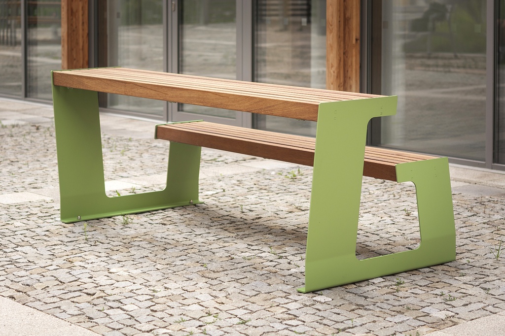 [PSV114b-t_A] Picnic VEGA 1400 mm. (assi in legno esotico certificato)