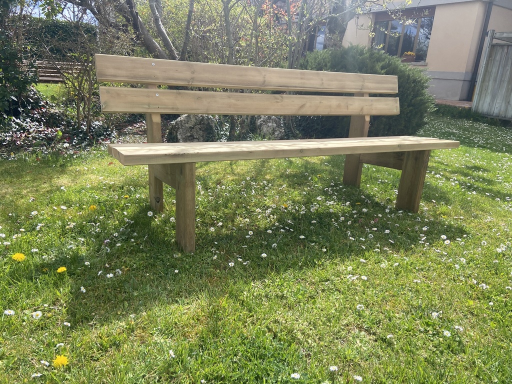 [AUPN036] Panchina Dalia