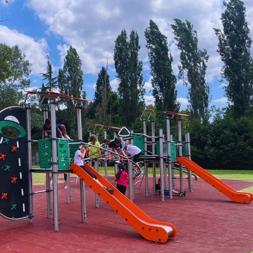 [ELUNI019] Composizione multigioco Universe Park ELUNI019