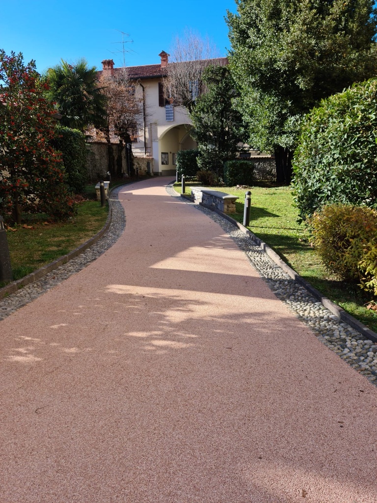 Fornitura e posa in opera di GREVELIT Standard