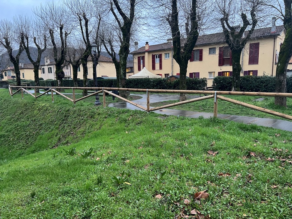 Recinzione Santerno (con palo interrato su cls)