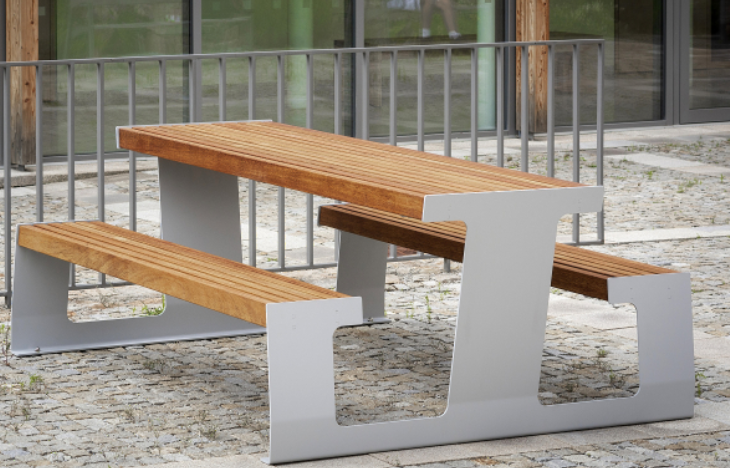 Picnic VEGA 1400 mm. seduta doppia (assi in legno esotico certificato)