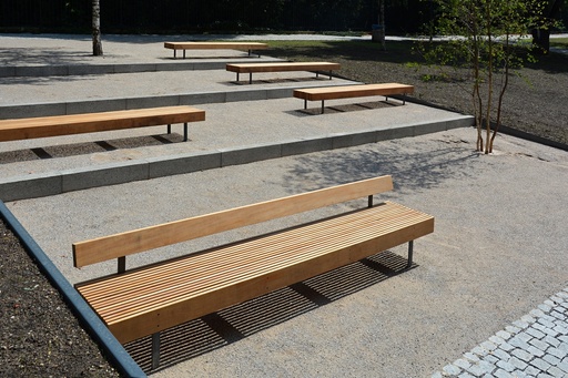 [LBO1b-300tw] Panchina BORDO 3000mm / acciaio zincato + verniciato a polvere / legno di pino ThermoWood